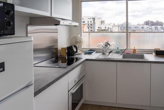 F2 Hypercentre Ferrand Apartment